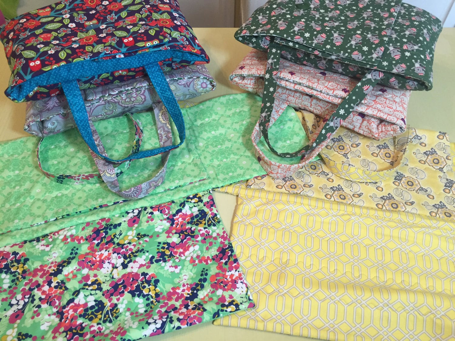 Digital PDF PATTERN for Quilted Casserole Dish Carrier / Lasagna Tote / Casserole Cover / Dish Carrier / 9x13 pan / 8x11 pan